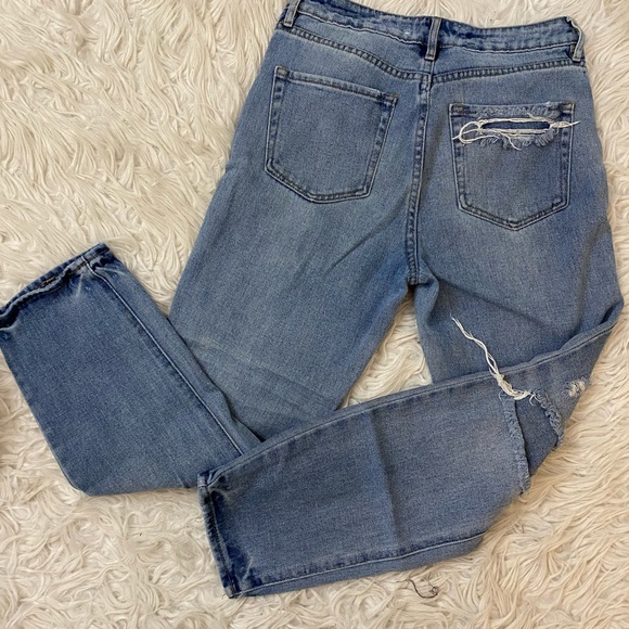 PacSun Size 25 Cropped Mom Jeans - Picture 4 of 4